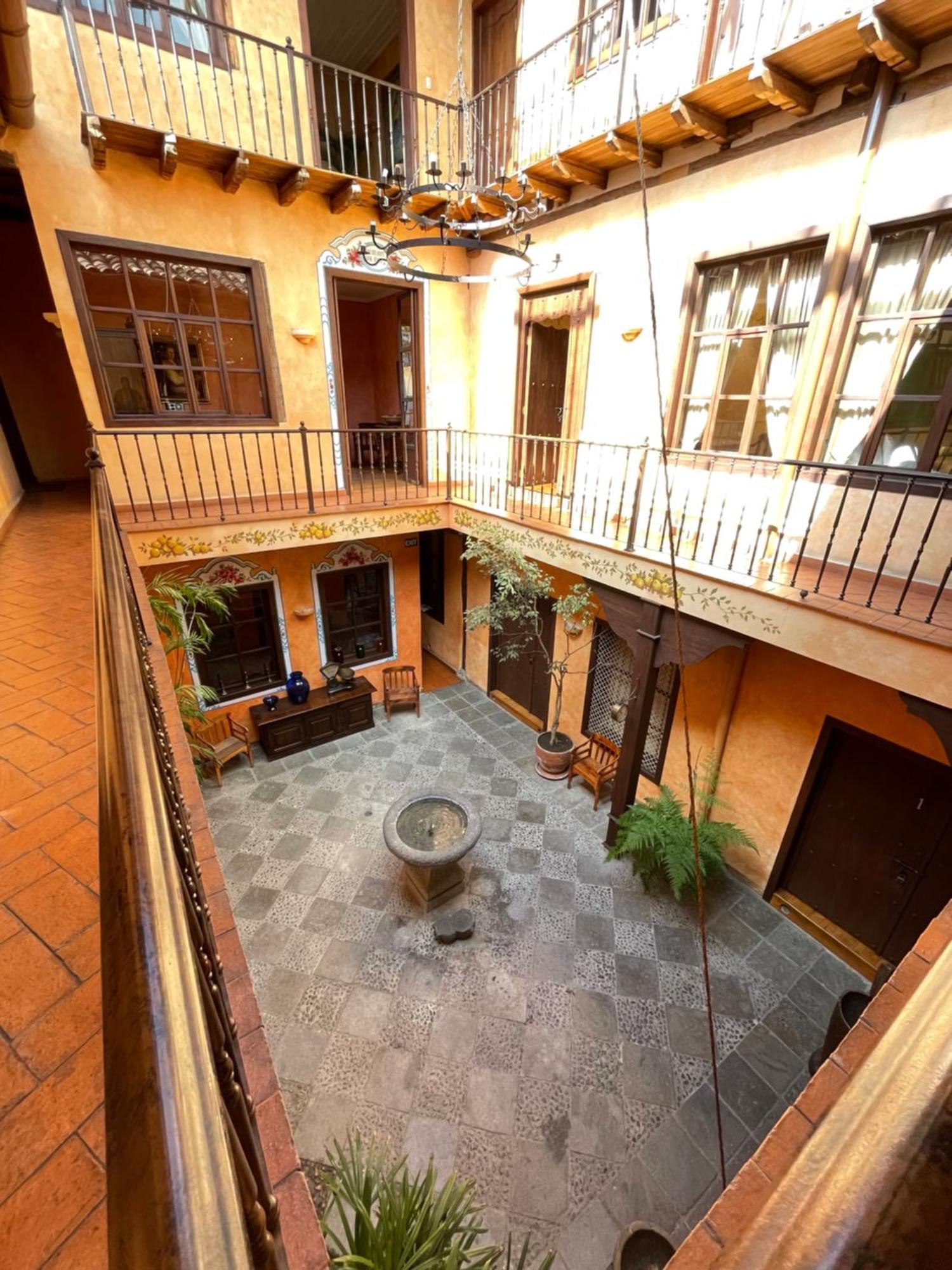 Nass Casa Del Aguila Hotel Cuenca Exterior photo